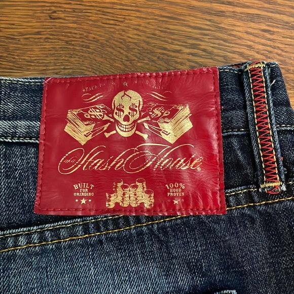 Stash House Denim Blue Jeans Baggy Pants Skulls Distressed - Picture 5 of 15